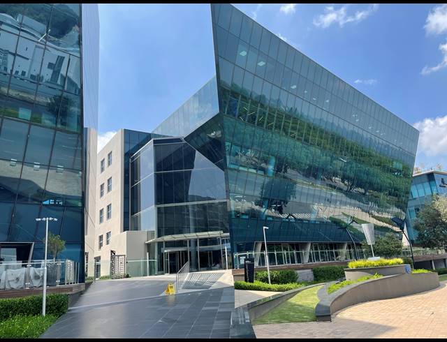 139M² OFFICE TO LET IN ROSEBANK